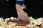 Frosch auf Seerosenblatt