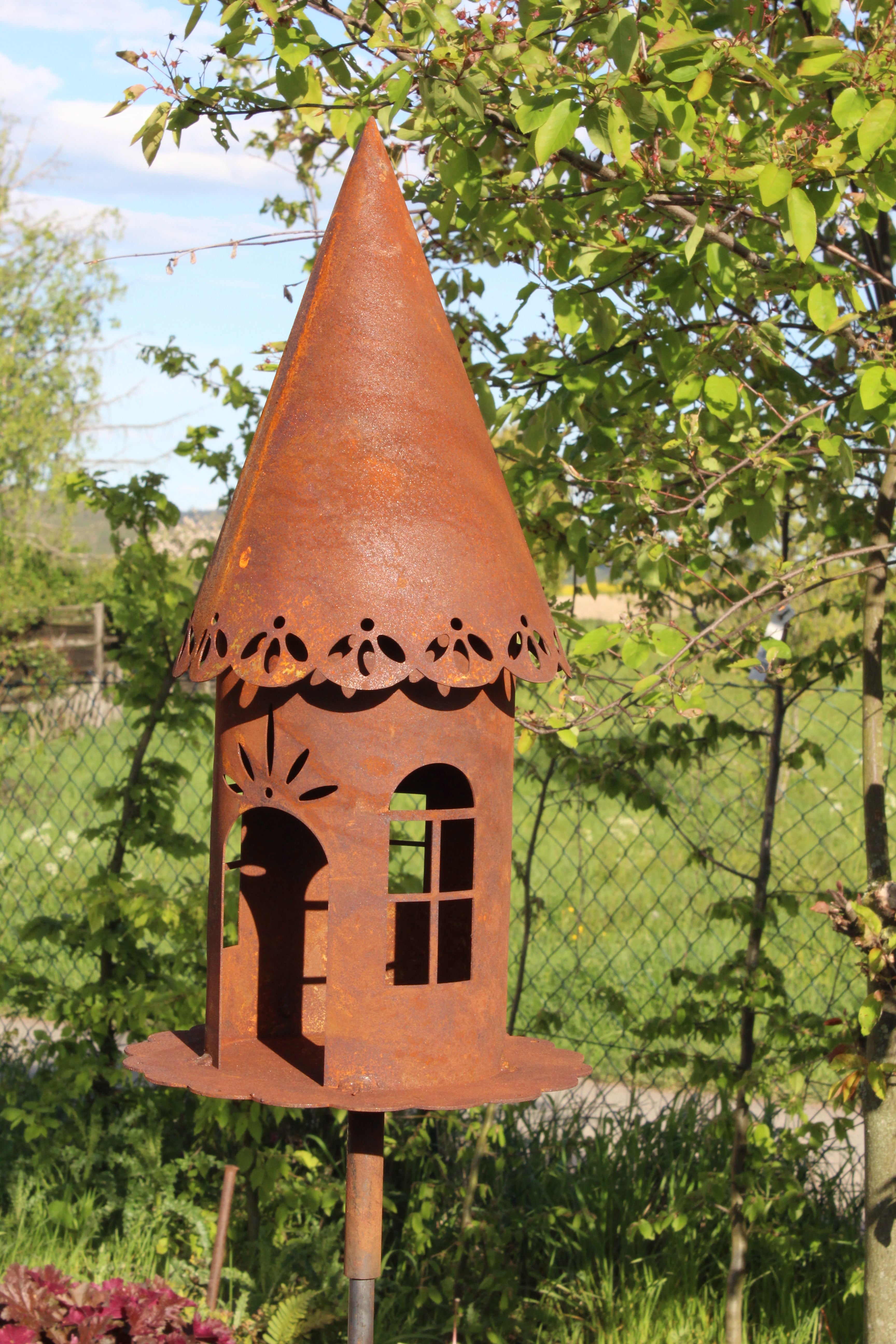 Vogelhaus mit Spitzenboden