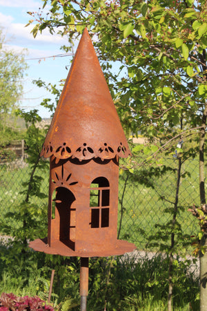 Vogelhaus mit Spitzenboden