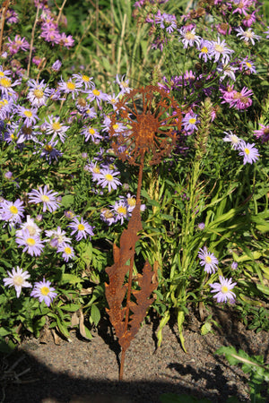kleine Pusteblume an 4 mm Stab