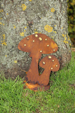 Pilze mit Goldpunkten