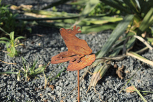 Frosch auf Seerosenblatt zum Stecken