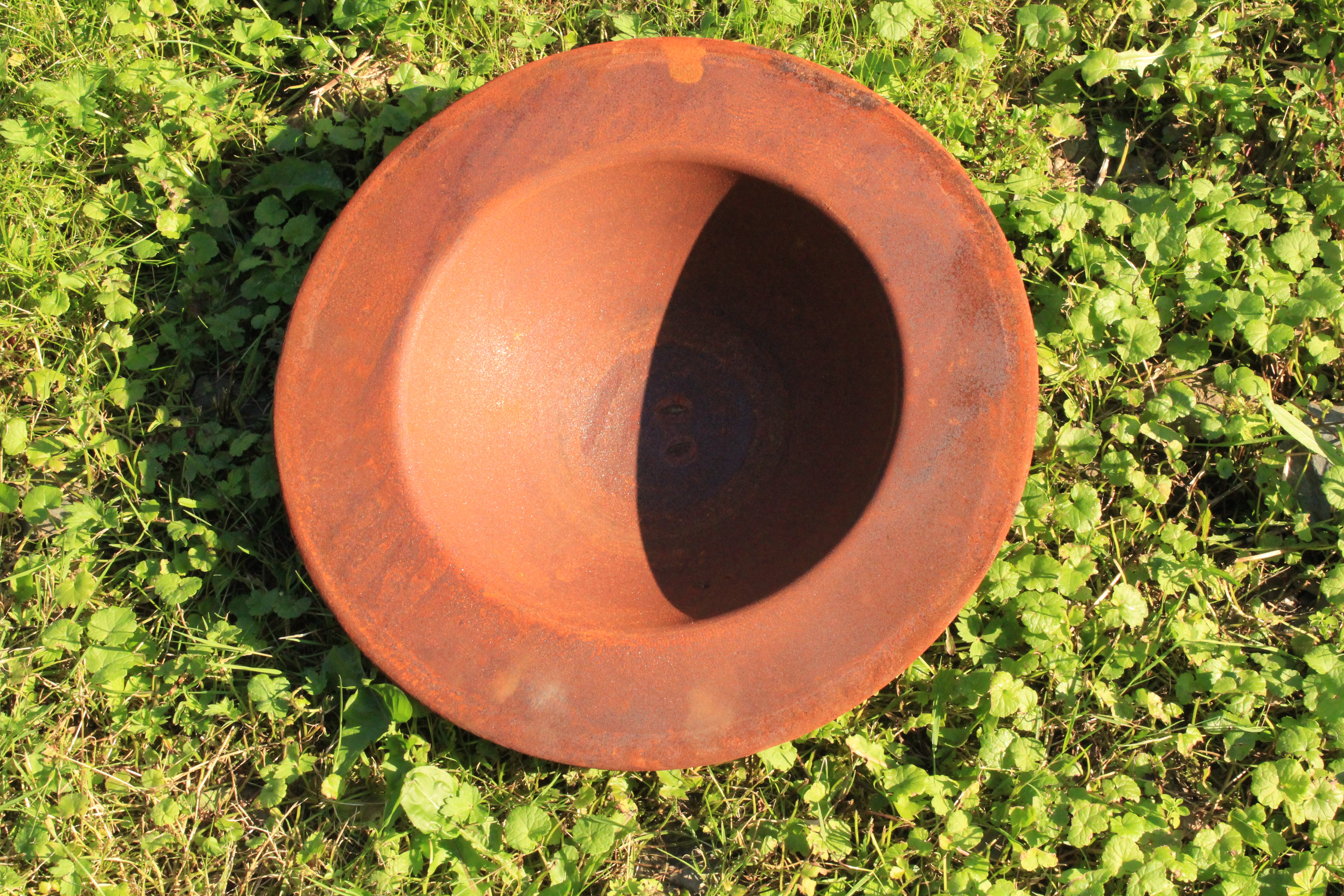 Schale mit Rand mit Platte